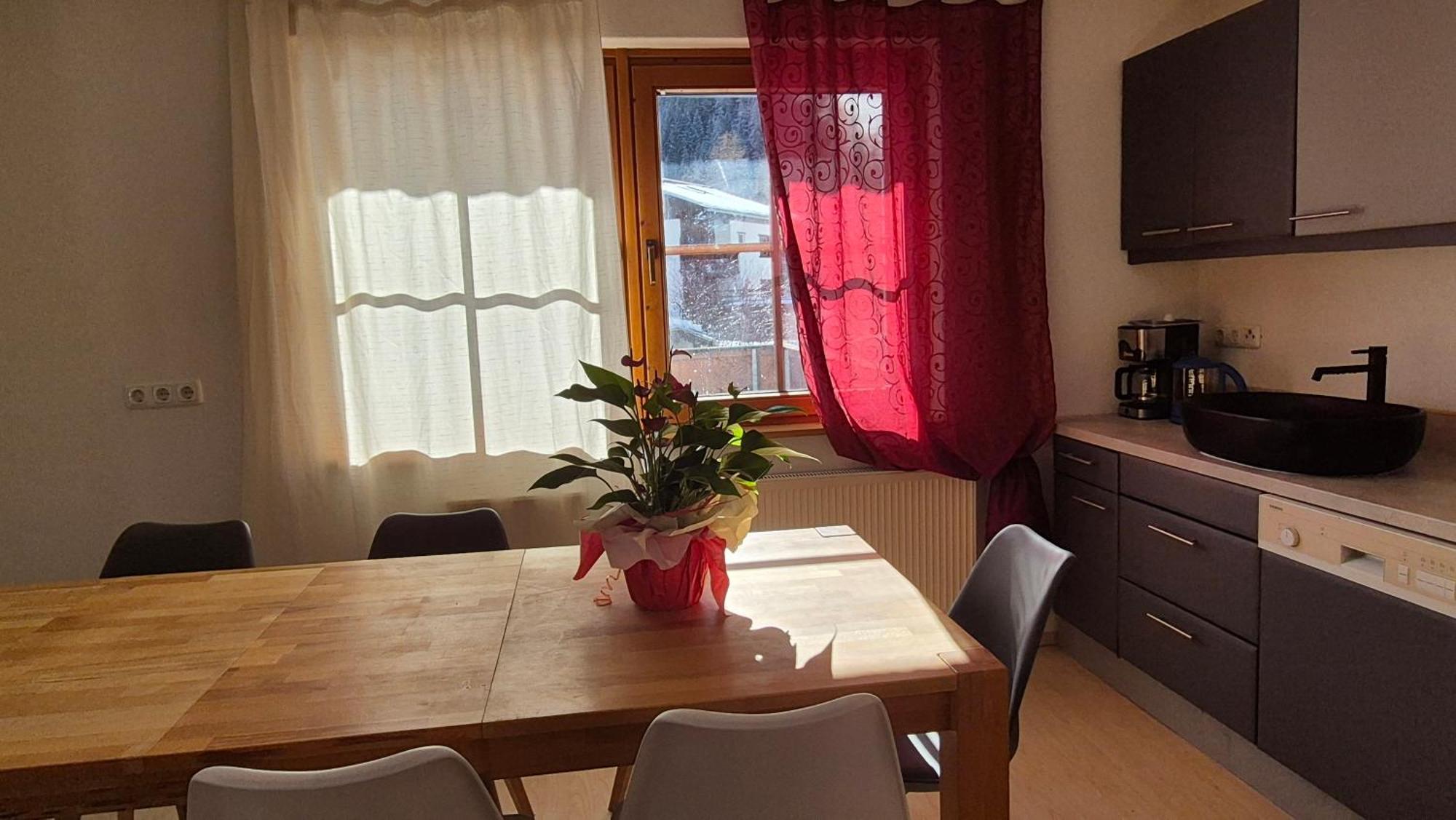Alina'S Diy-Haus St.Jakob Innere Grosrotte エクステリア 写真